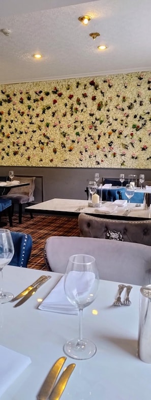 Breakfast and dinner served, Regional cuisine - Muthu Royal Thurso Hotel (Thurso)