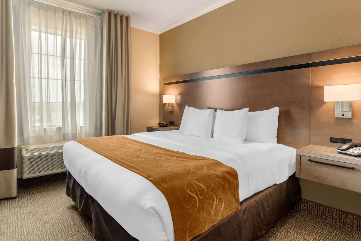 In-room safe, desk, blackout drapes, iron/ironing board