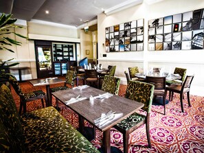 Bar (on property) - The Durley Dean Hotel (Bournemouth)