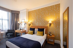 Hypo-allergenic bedding, desk, iron/ironing board, free WiFi - The Durley Dean Hotel (Bournemouth)