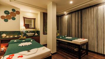 Couples treatment rooms, sauna, hot tub, steam room, body treatments