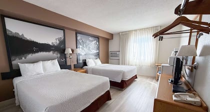 Super 8 by Wyndham Medicine Hat AB