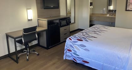 Red Roof Inn Jacksonville, AL