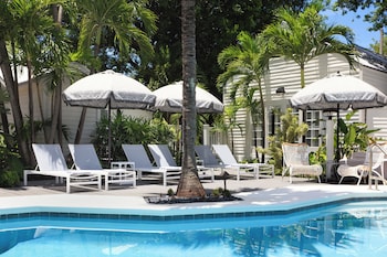 Outdoor pool, open 8:00 AM to 10:00 PM, sun loungers at Lighthouse Hotel - Key West Historic Inns