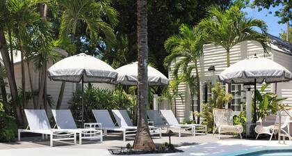 Lighthouse Hotel - Key West Historic Inns