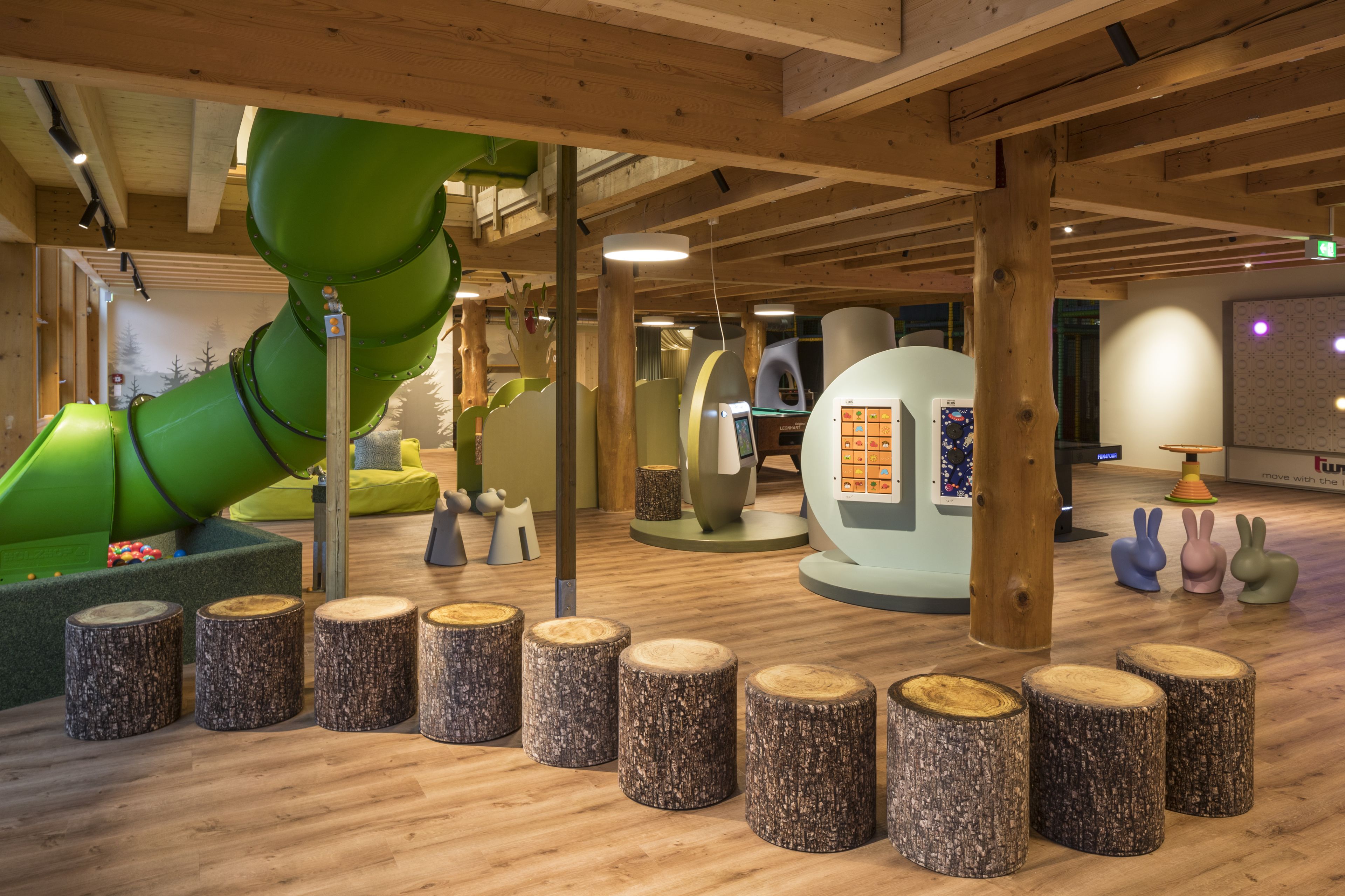 children’s play area – indoor