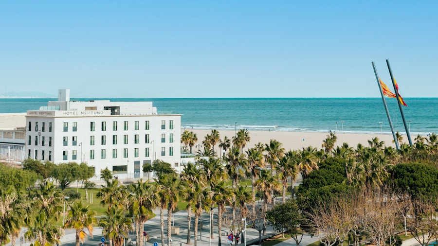 Hotel Neptuno Playa & Spa