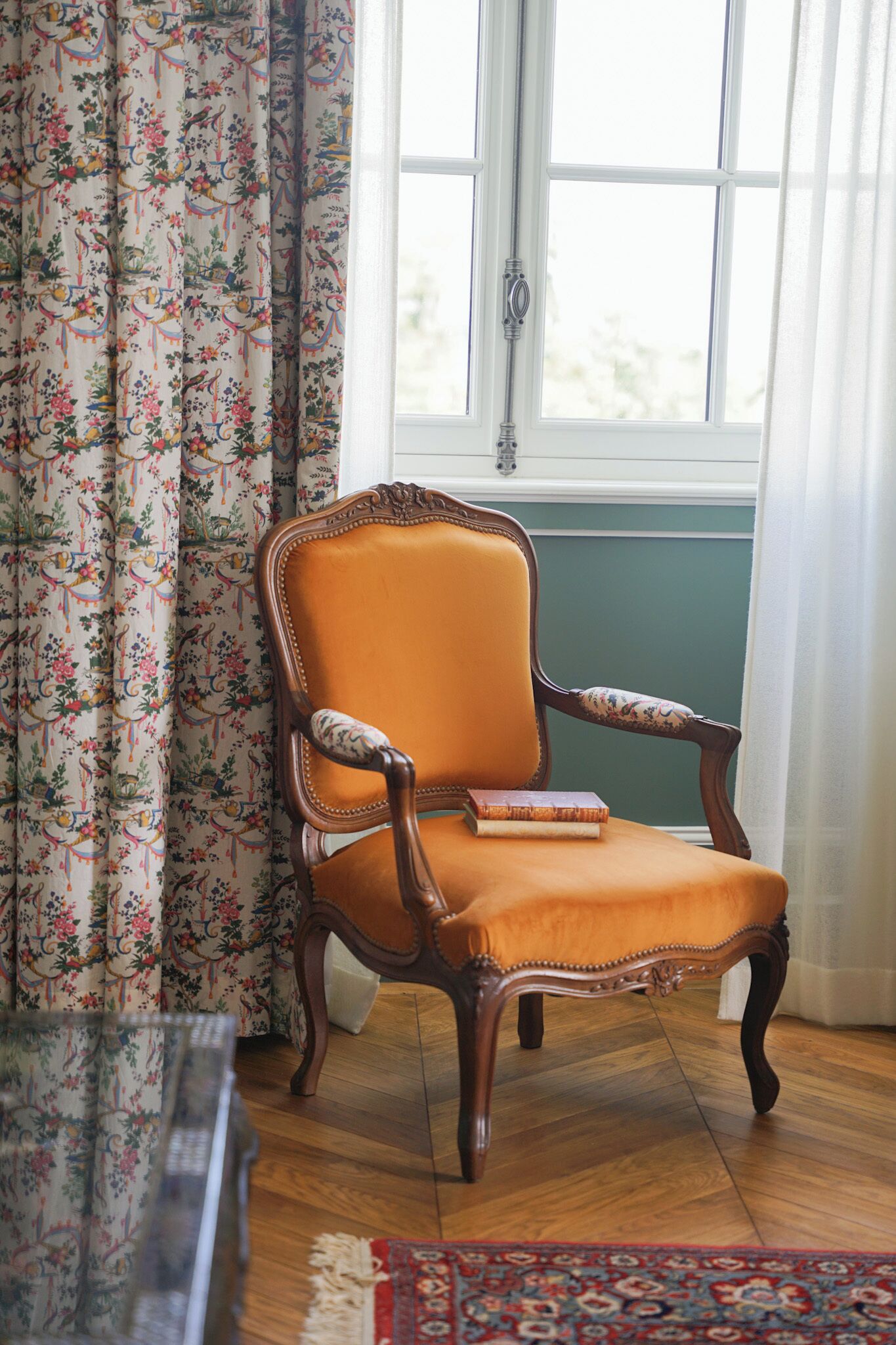 signature room | 1 bedroom, minibar, in-room safe, desk