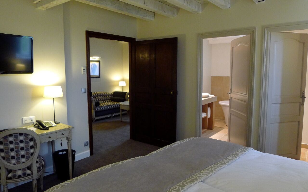 suite | 1 bedroom, minibar, in-room safe, desk