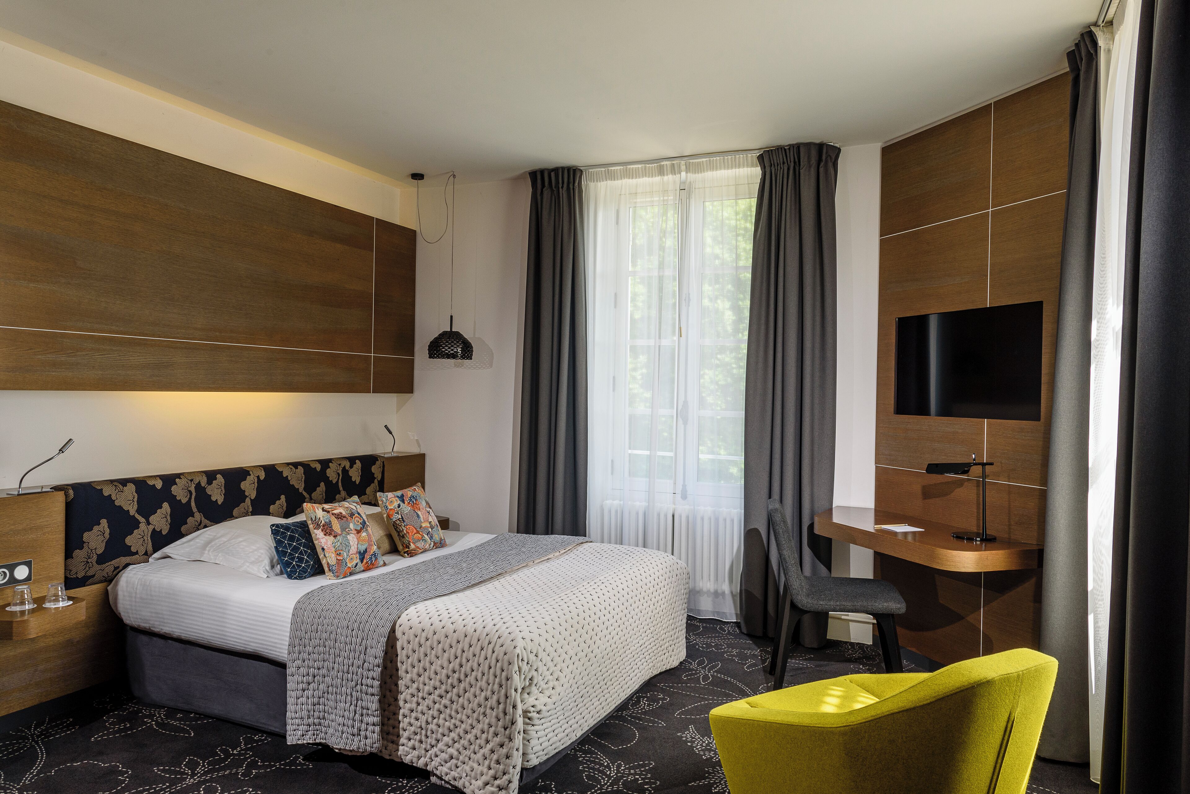 Verdunkelungsvorhänge, kostenloses WLAN, Bettwäsche