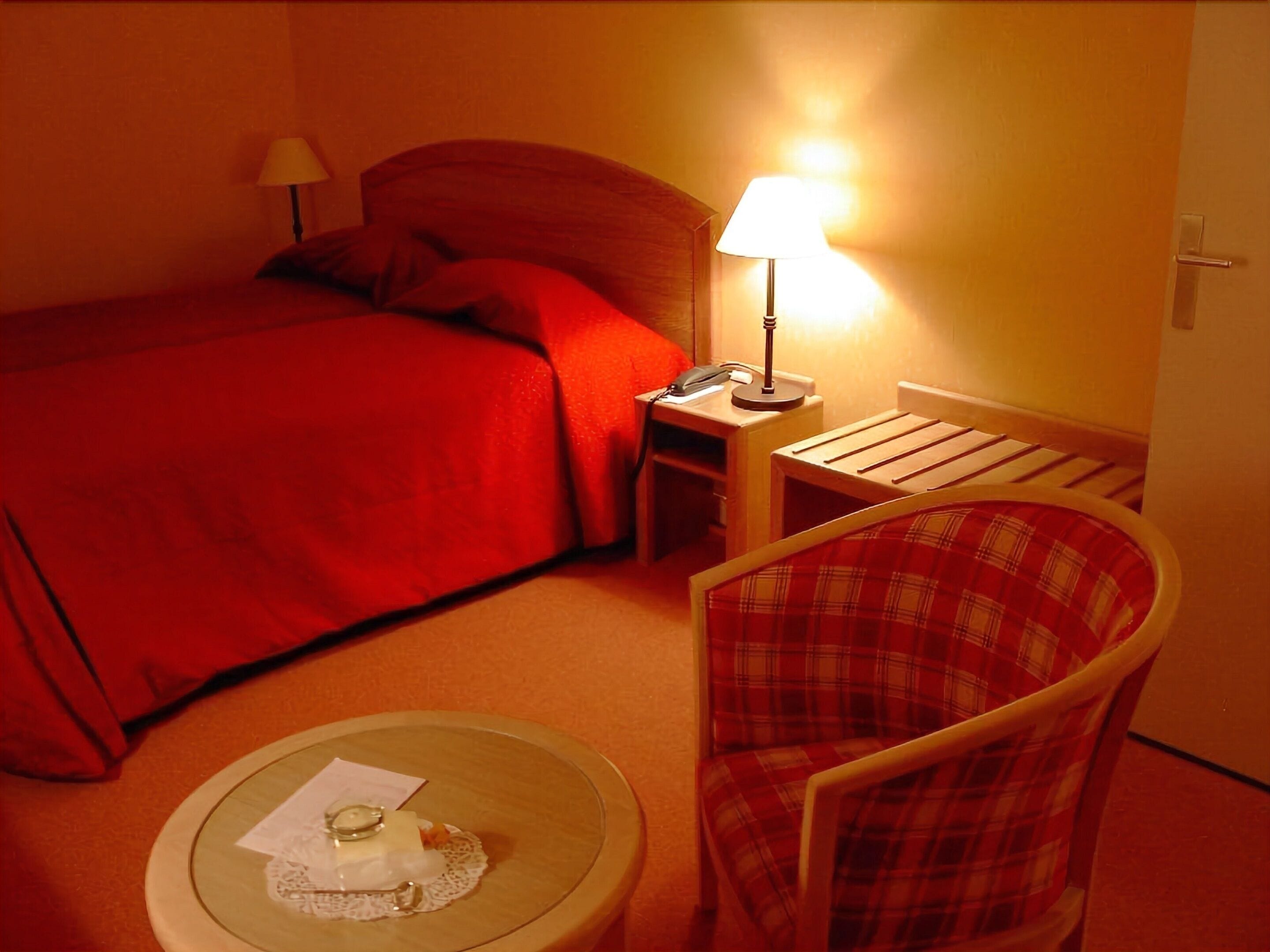 Foto - Hôtel Du Théâtre Centre Historique - Parking Souterrain Public Gratuit