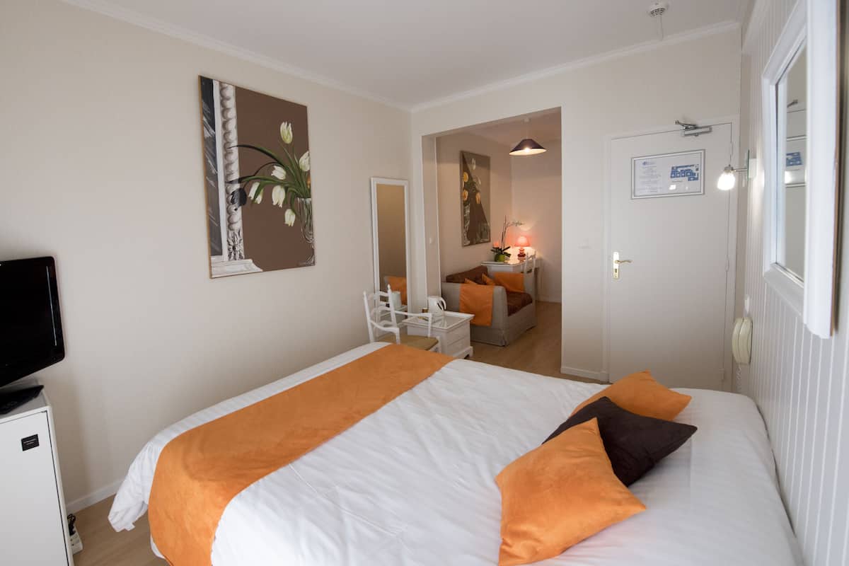 Chambre Double Premium | Literie de qualité supérieure, minibar, coffres-forts dans les chambres