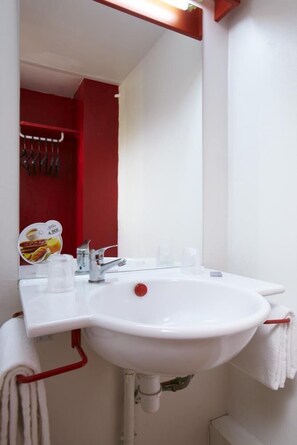 Doccia, articoli per l'igiene personale ecosostenibili, asciugamani