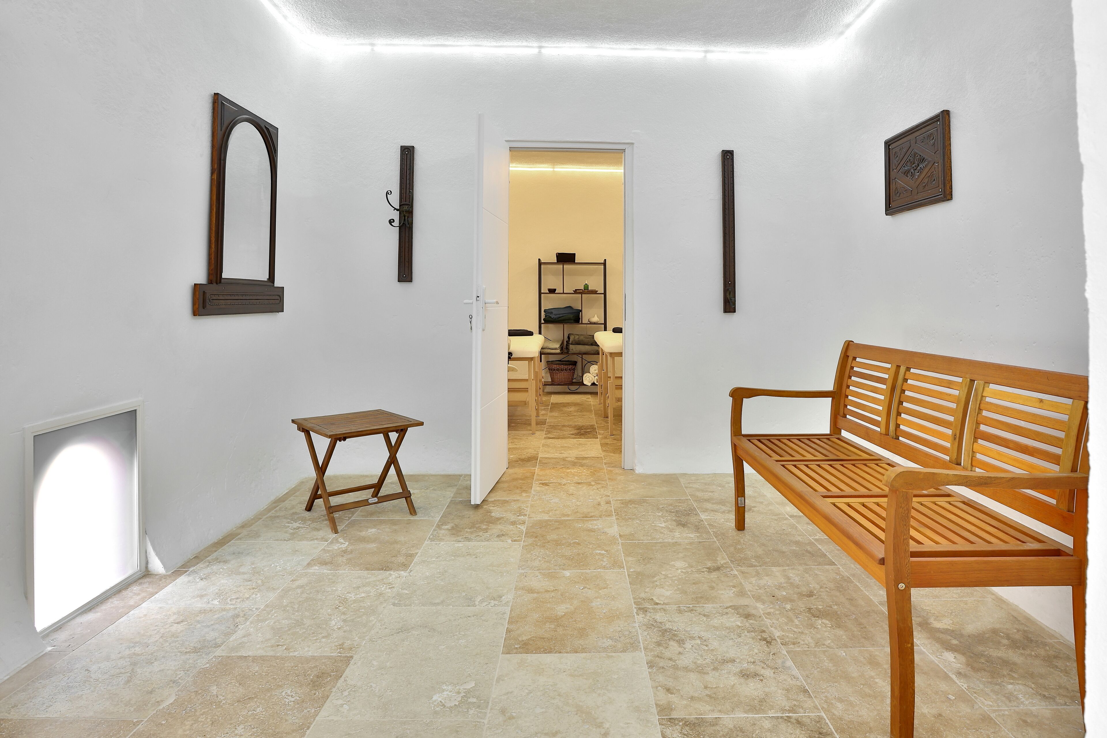 sauna, deep-tissue massages, massages