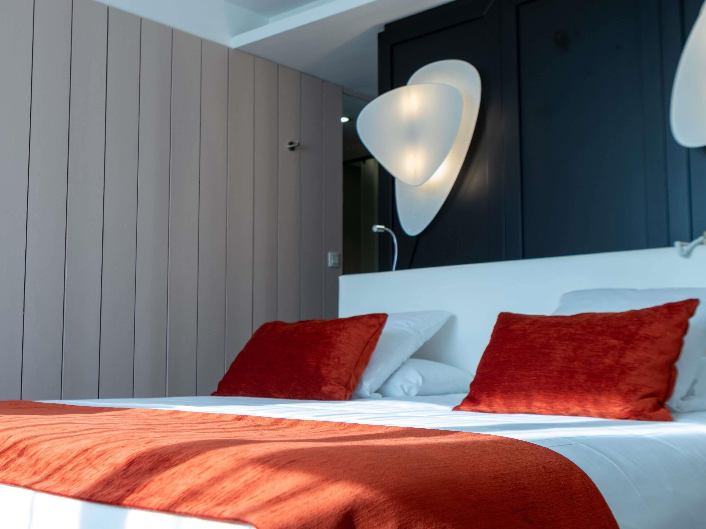 Standard Room, 1 King Bed