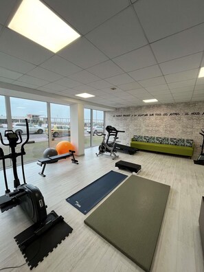 Fitness facility - Mercure Dieppe La Présidence (Dieppe)