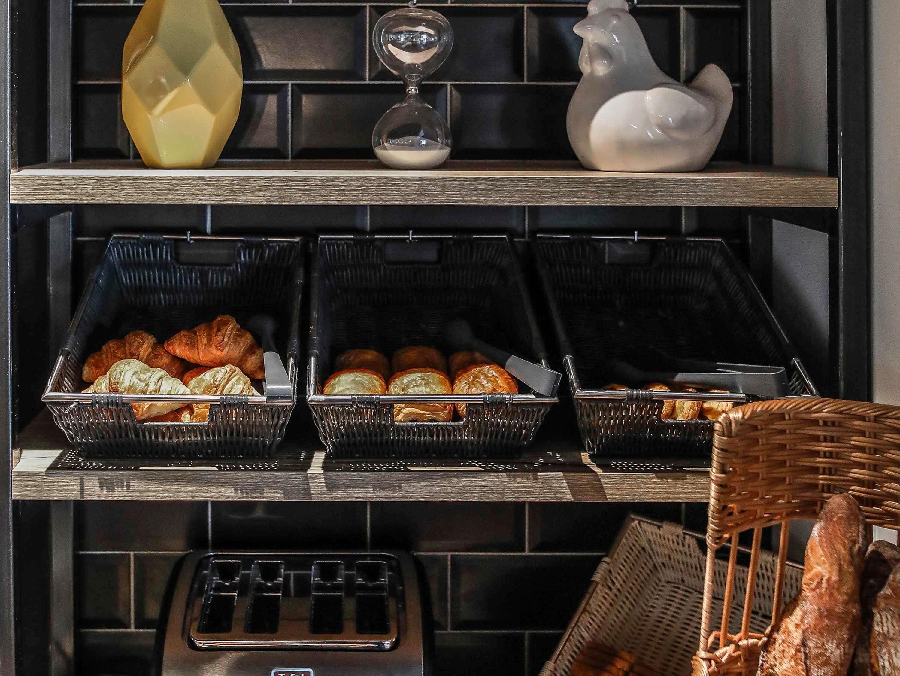 daily buffet breakfast (eur 10 per person)