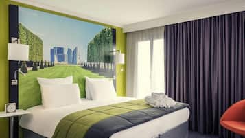 Ropa de cama de alta calidad y minibar con artículos gratuitos