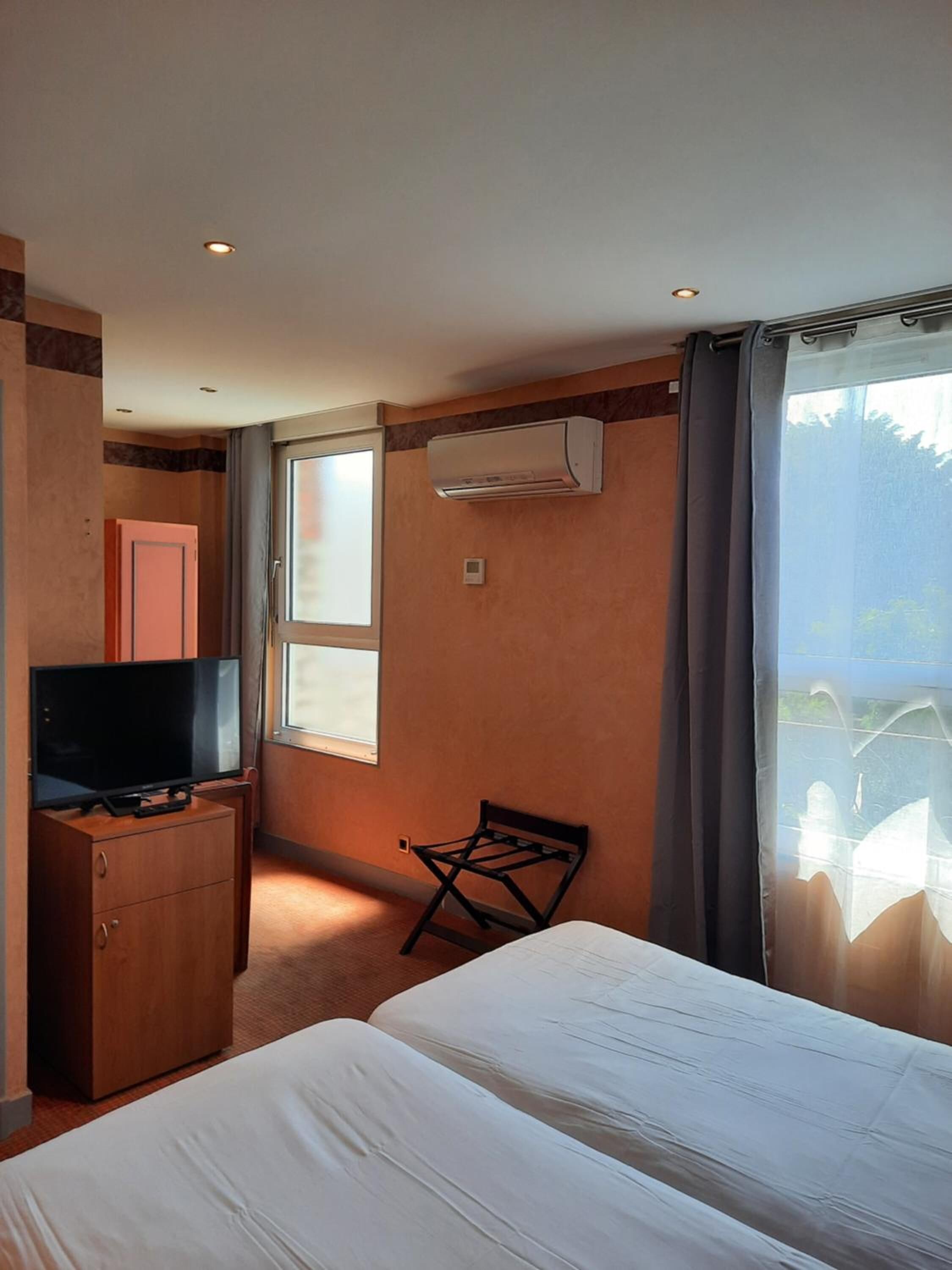 Escriptori i wifi gratuïta 