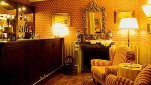 Bar (on property) - Villa Elisio Hotels & Spa (Naples)