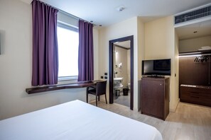 1 chambre, literie de qualité supérieure, couette en duvet d'oie