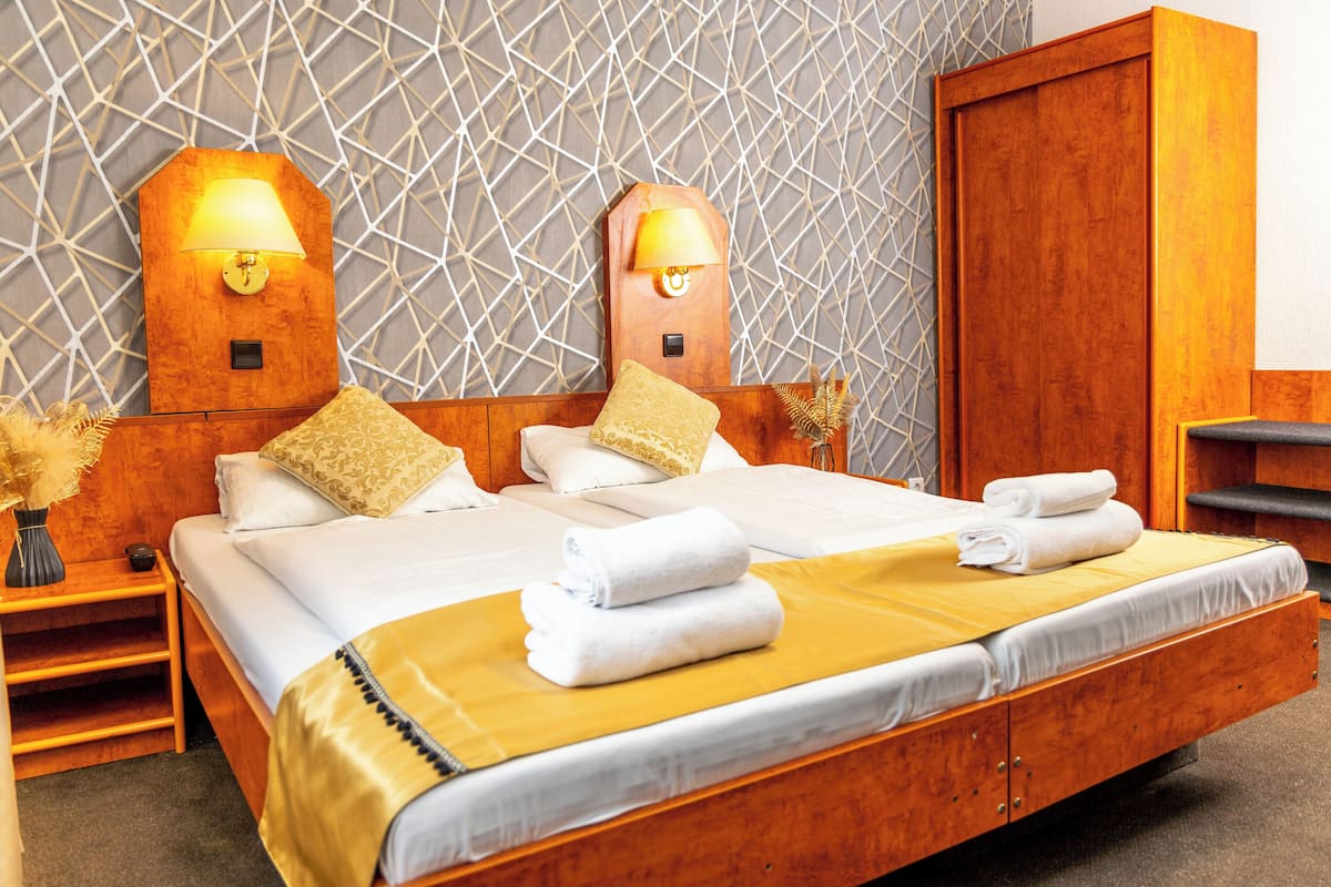 In-room safe, desk, iron/ironing board (on request), WiFi (free)