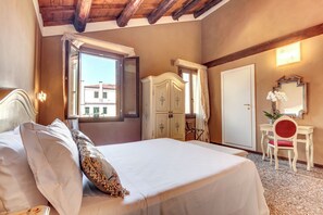 Down comforters, in-room safe, free WiFi, bed sheets - Ca' Riza (Venice)