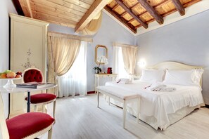 Couette en duvet d'oie, coffres-forts dans les chambres, Wi-Fi gratuit