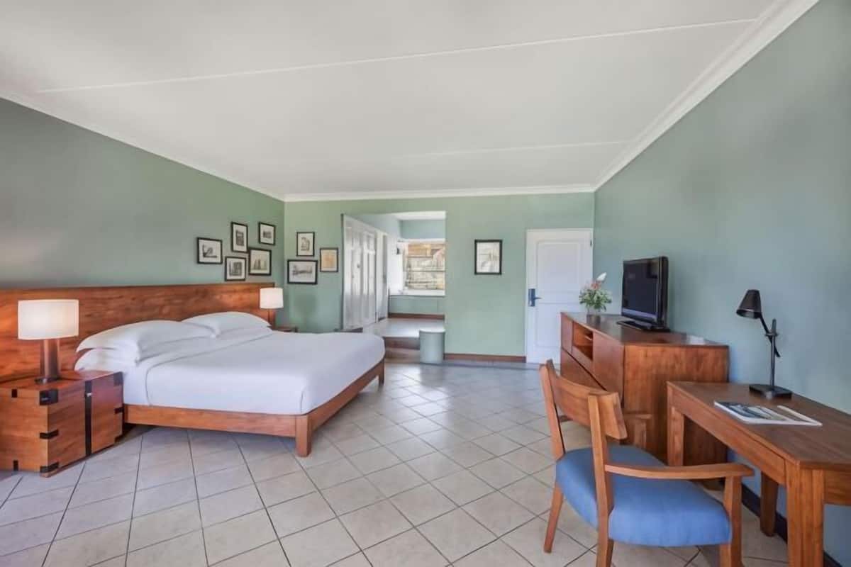 In-room safe, desk, laptop workspace, blackout curtains