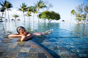 4 outdoor pools, pool umbrellas - OUTRIGGER Mauritius Beach Resort (Bel Ombre)