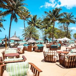 5 restaurants, breakfast, lunch, dinner served; international cuisine