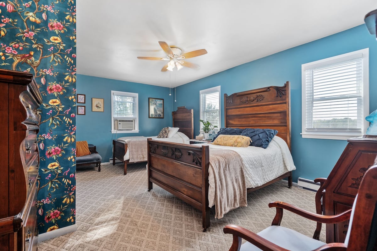 Victorian Room | Individually decorated, individually furnished, iron/ironing board