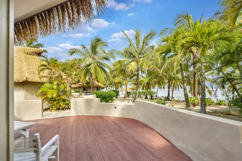 One Bedroom Beach Front Villa