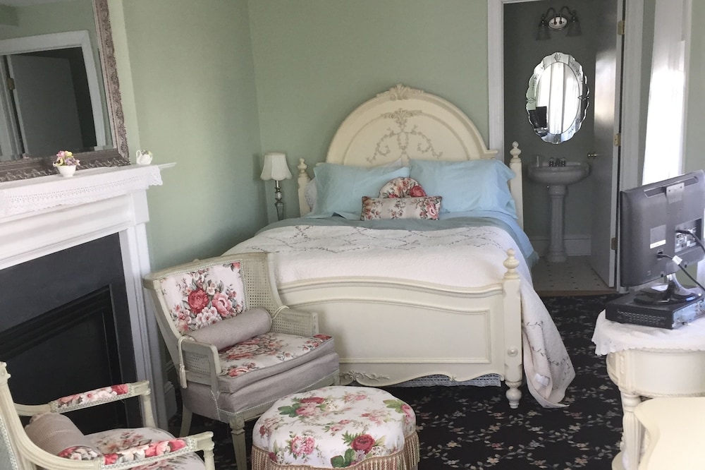 The Carriage House B&B