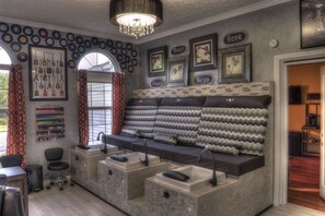 Couples treatment room(s), body treatments, aromatherapy - Blue Mountain Mist Country Inn & Spa (Sevierville)