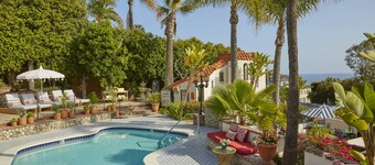 คาซ่าลากูนา โฮเทลแอนด์สปา