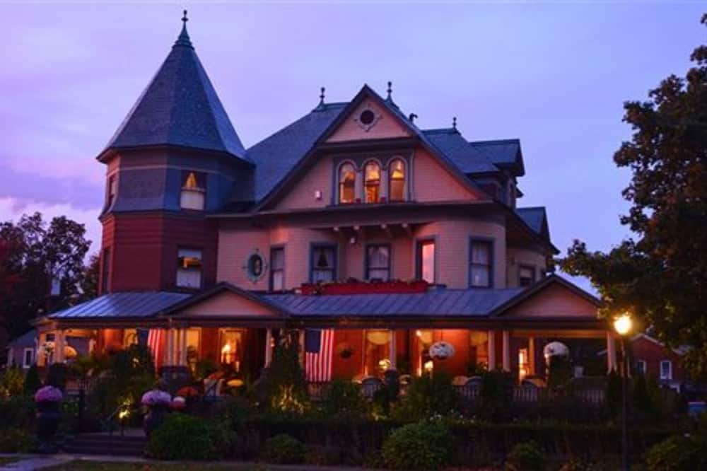 Union Gables Bed & Breakfast