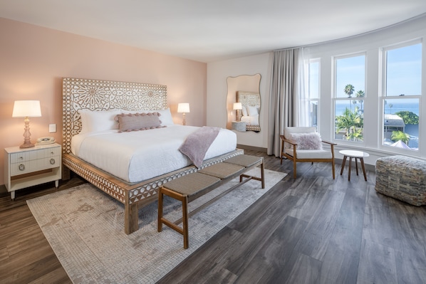 Room, 1 King Bed, Fireplace, Ocean View | 1 bedroom, premium bedding, Tempur-Pedic beds, individually decorated