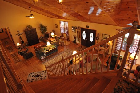 Berry Springs Lodge - Image 40