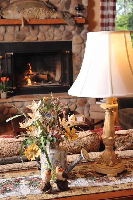 Berry Springs Lodge - Image 41