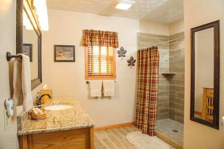 Berry Springs Lodge - Image 67