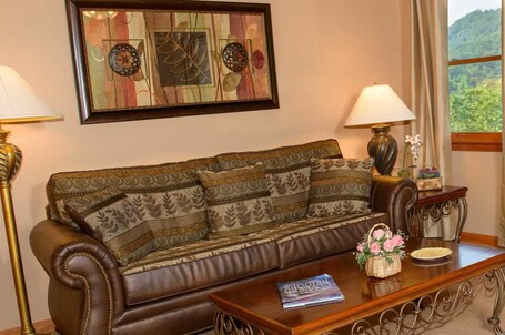 Berry Springs Lodge - Image 39