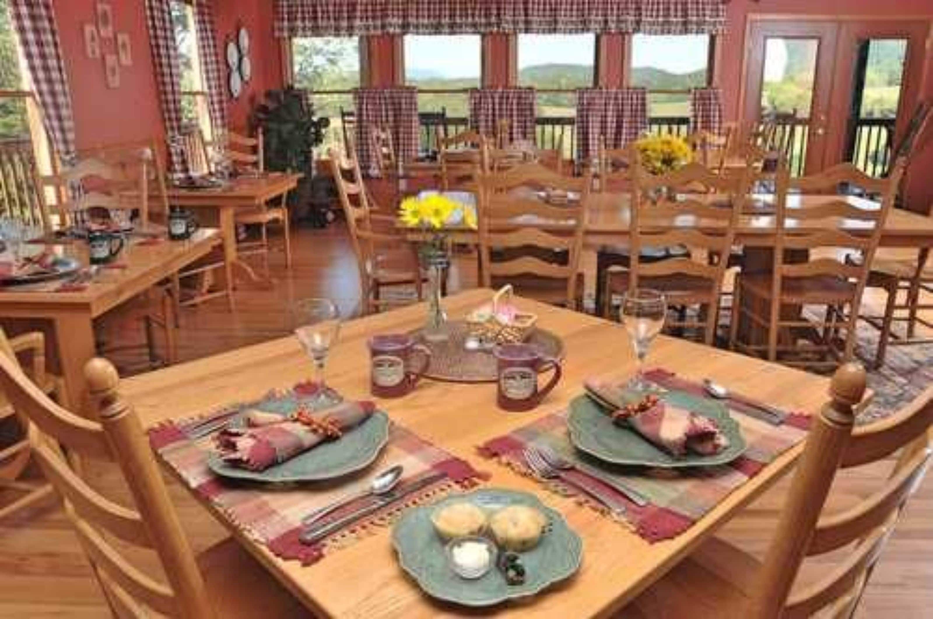 含每日全套早餐