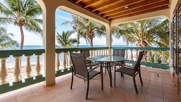 Sea Front Upper Level Suite | Terrace/patio