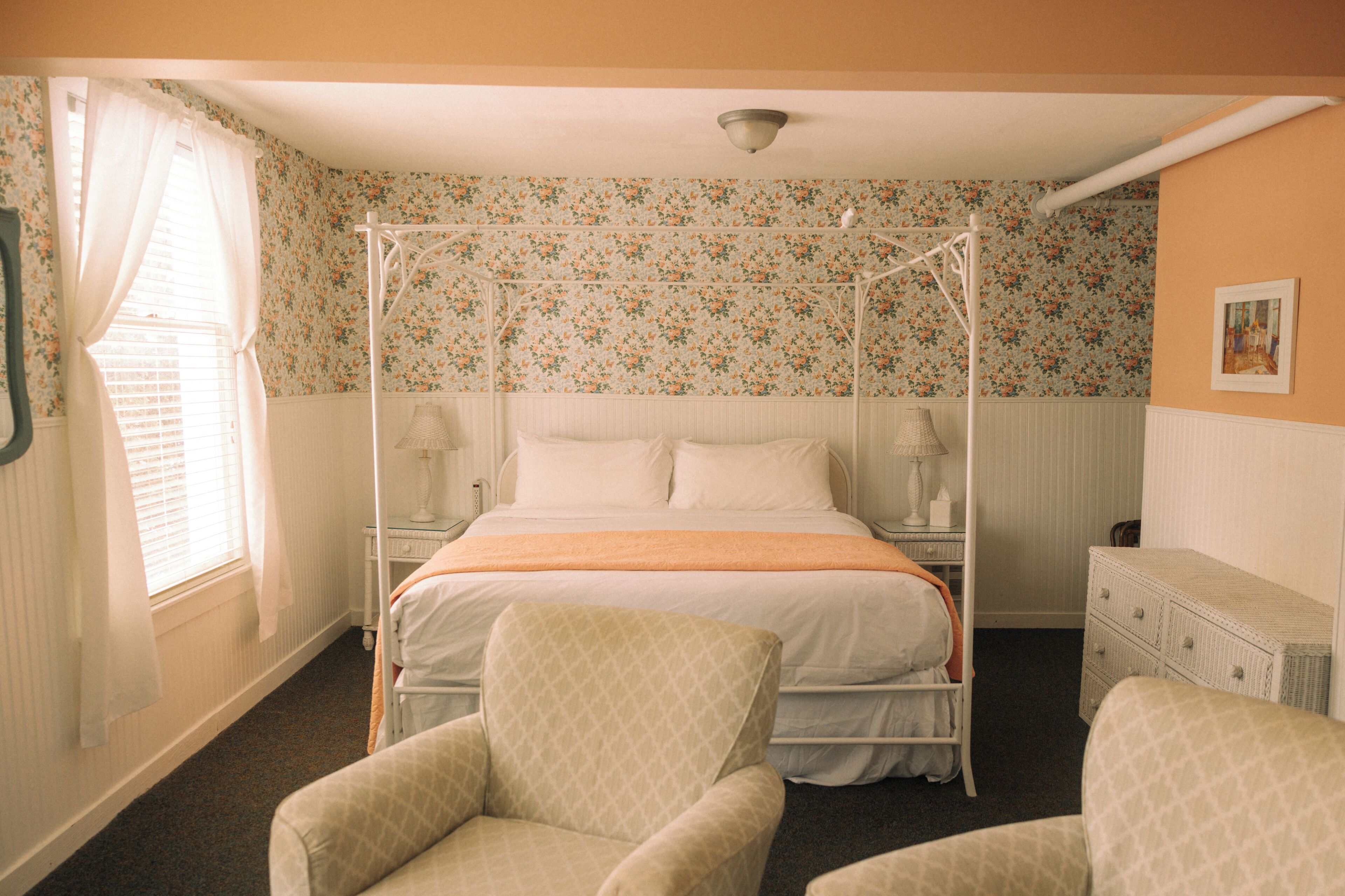 Individually decorated, individually furnished, free WiFi, bed sheets