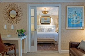 Classic Suite, 1 King Bed with Sofa bed