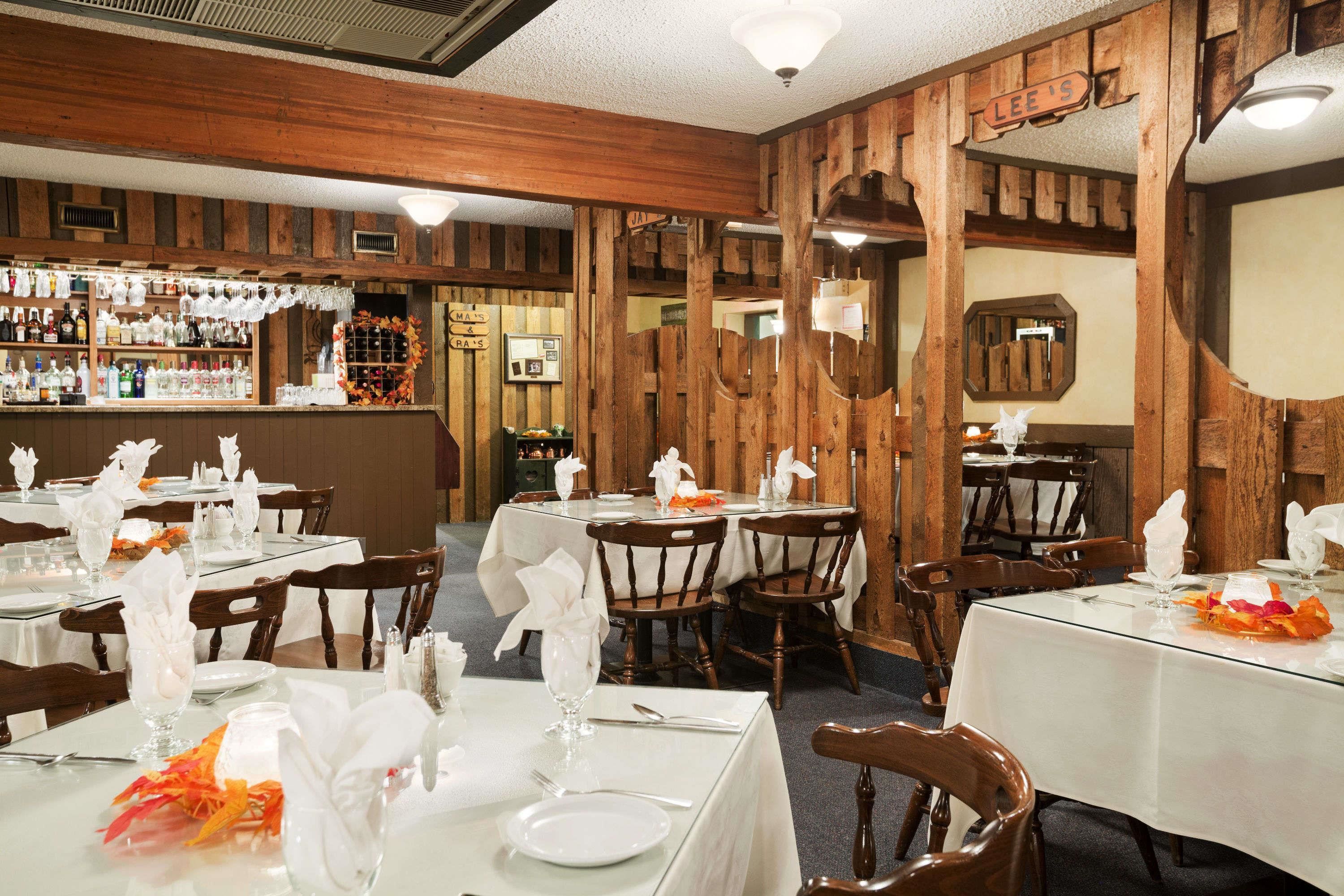 Frokost, lunsj og middag serveres, amerikanske retter 