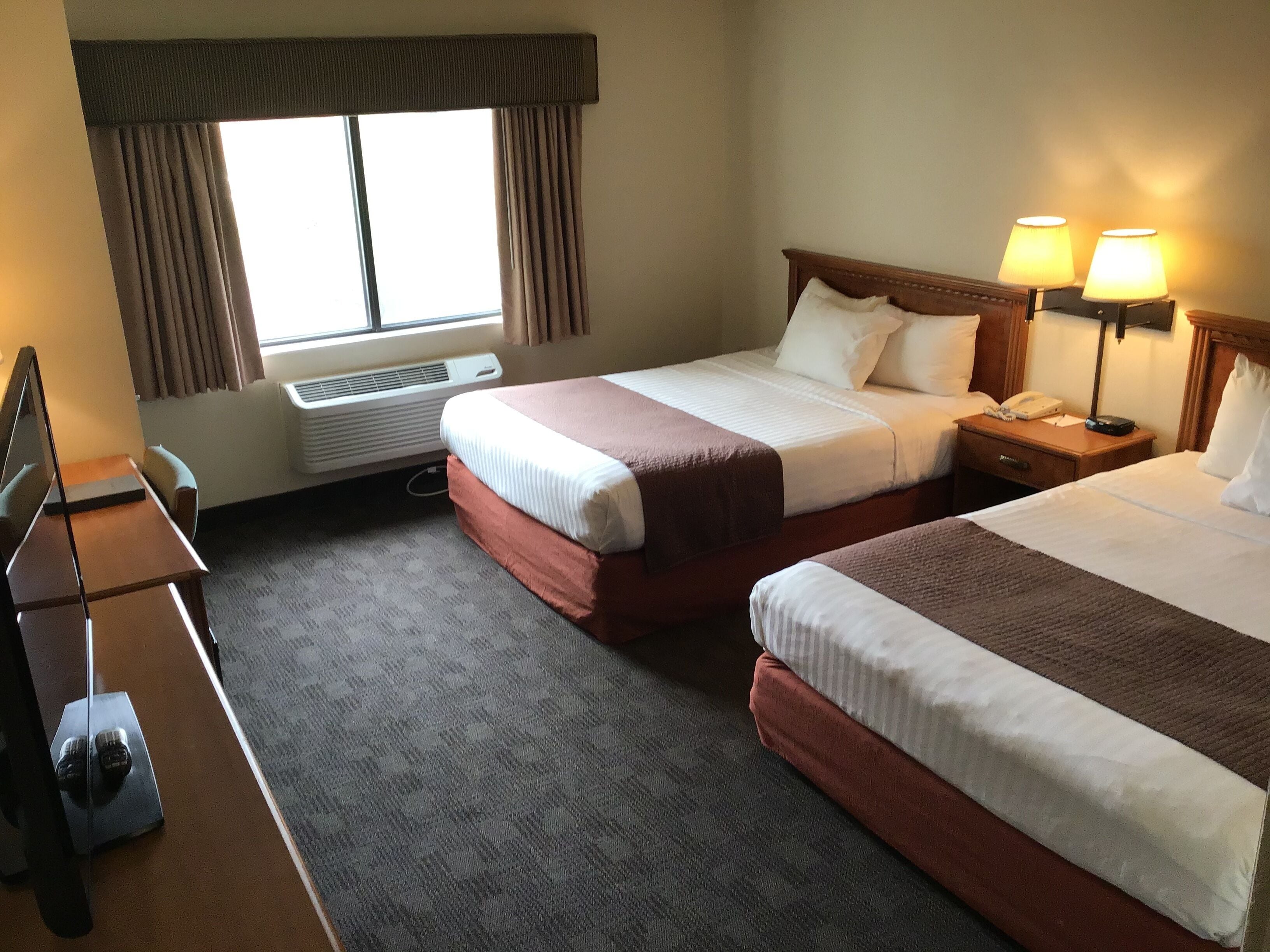 individually decorated, individually furnished, laptop workspace