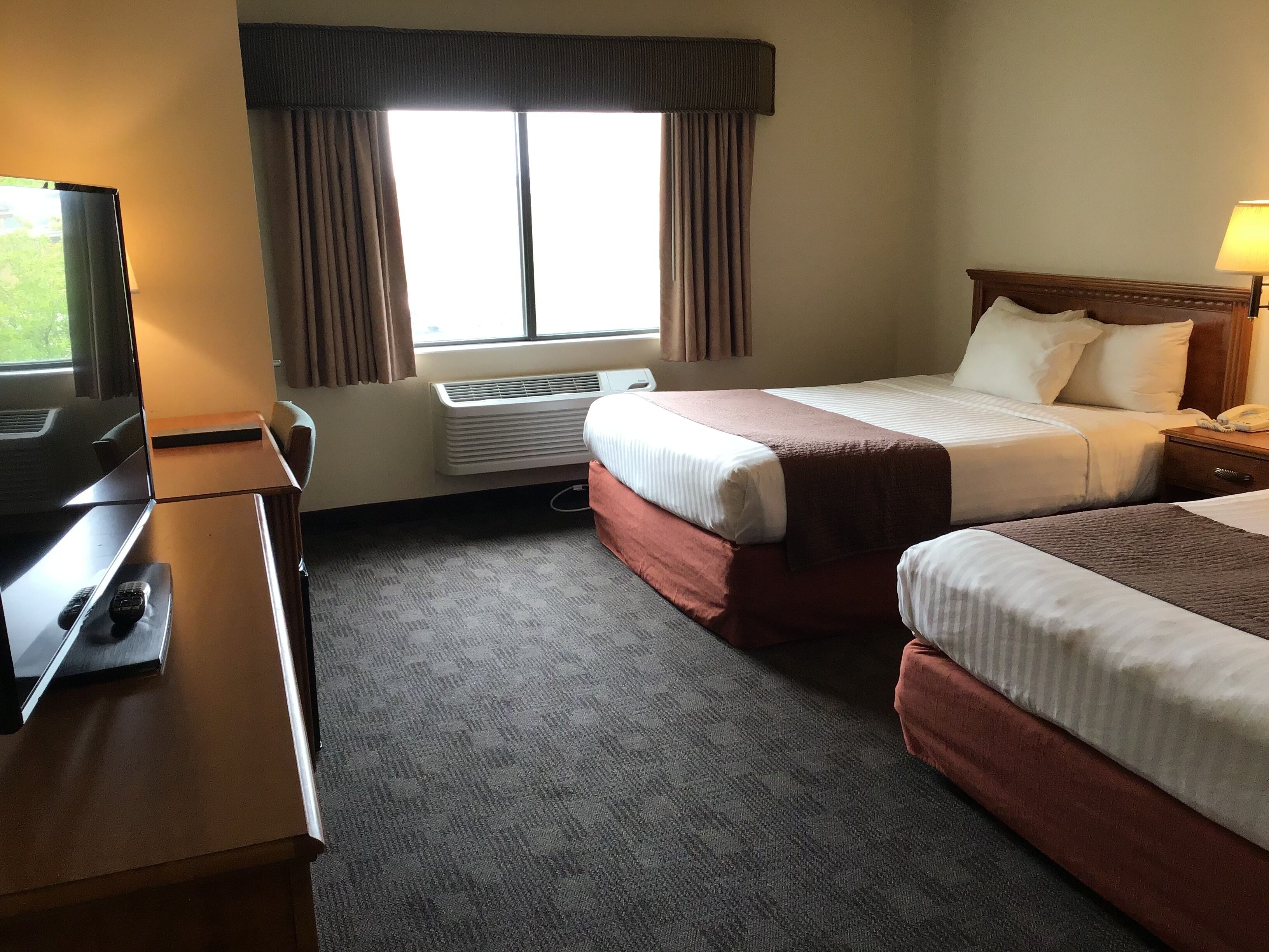 individually decorated, individually furnished, laptop workspace