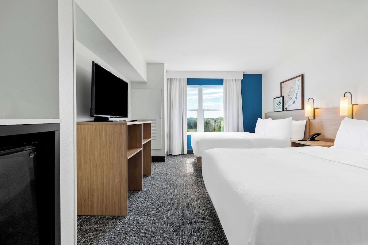 Studio, 2 Queen Beds | Premium bedding, in-room safe, desk, blackout curtains